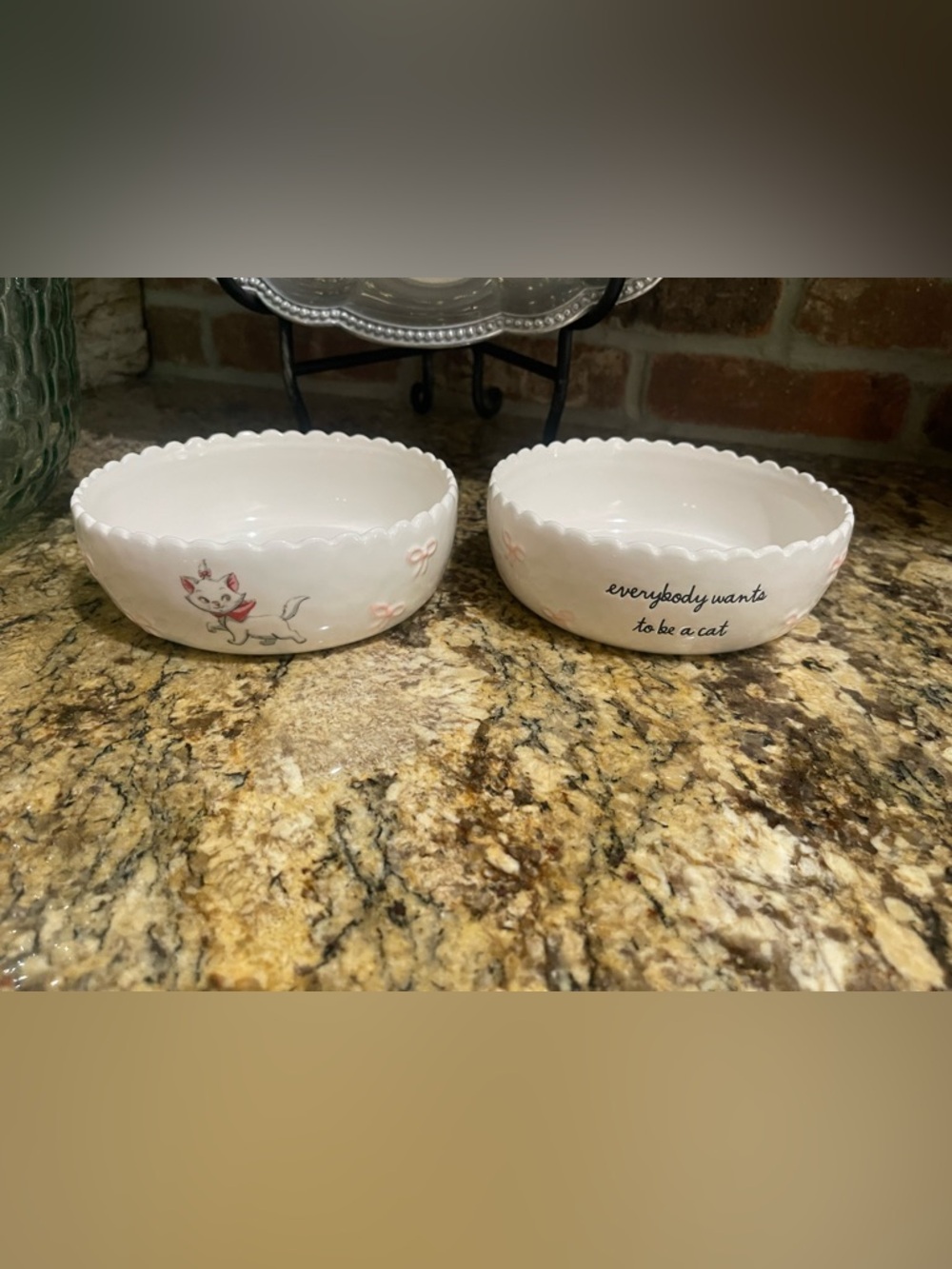 Rae Dunn Disney Aristocats Marie EVERYONE WANTS TO BE A CAT 6” pet bowl  NEW!